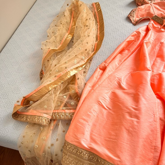 Brand new bridal Lehenga by premier boutique Nazranaa - Picture 5 of 6